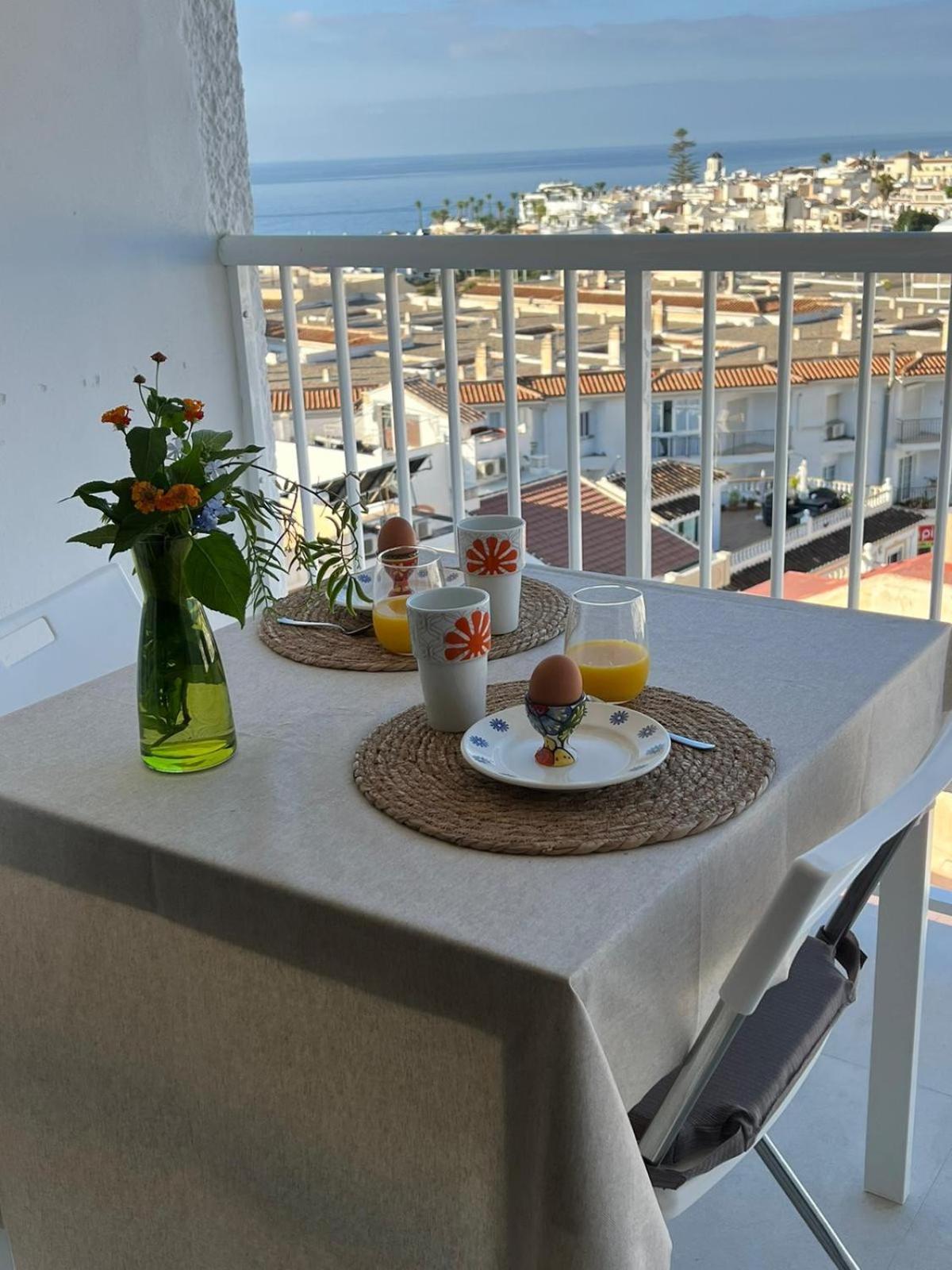 Ap379 Casa Seger Leilighet Nerja Eksteriør bilde